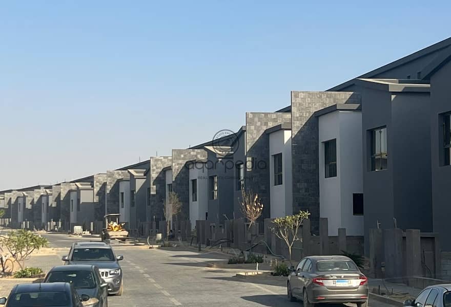 3 4f3be7f1-3a59-4910-b76c-5cd02defce4a. jpg