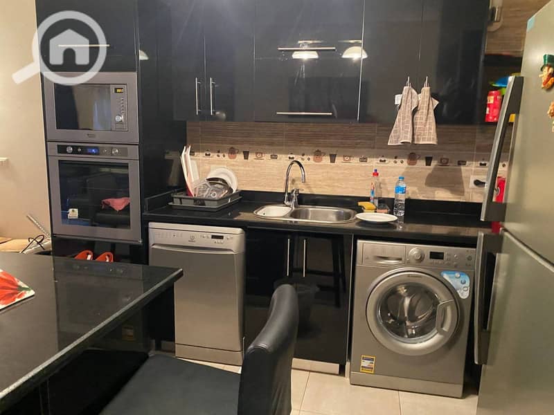 4 FB_IMG_1760290858020. jpg