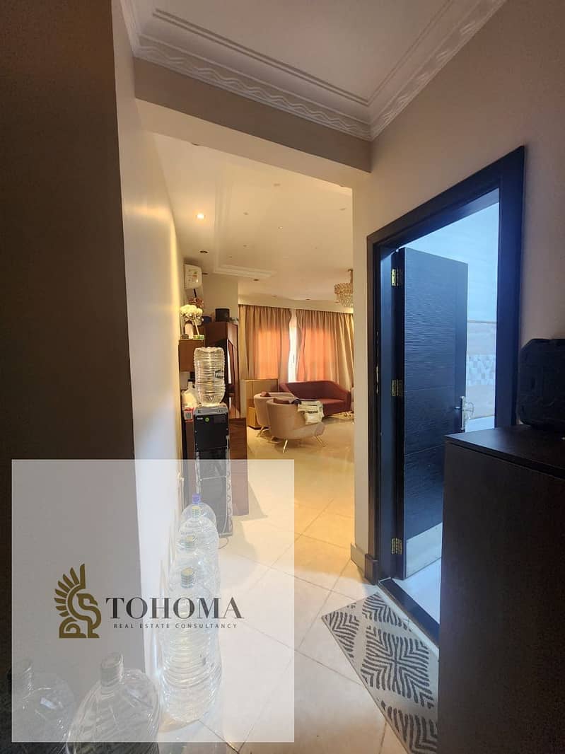 8 d5425fbc-fc91-4ae6-ba20-6bbb099761e0. jpg