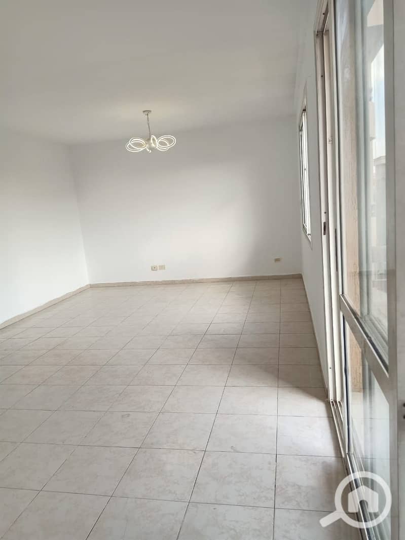 6 36b14be3-842c-4019-a7c8-c4ac8b4d1859. jpeg