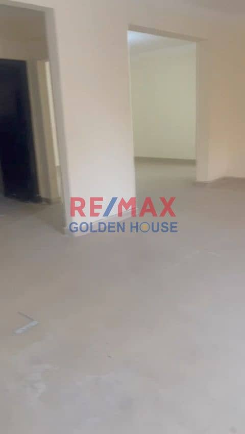 9 cca0b9de-37b8-49be-a011-31fe2cfce139. jpg