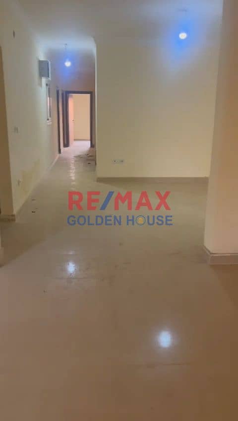 15 e7515869-bd66-476a-98e8-93a0ed5fa020. jpg