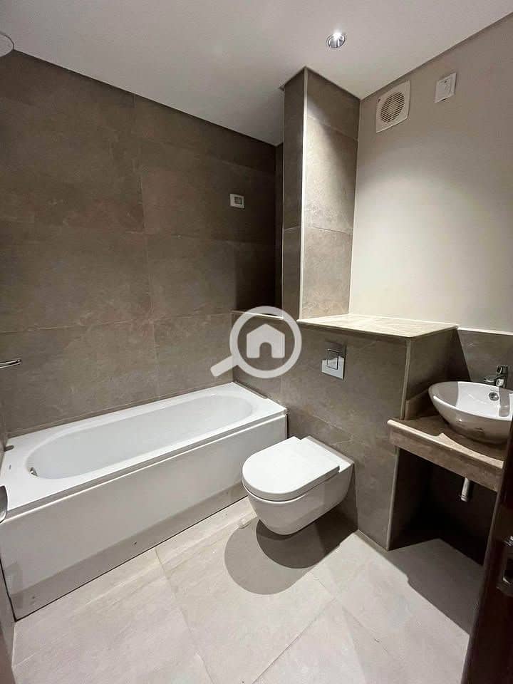 7 561356343_24503386982666319_2206411037881798948_n. jpg