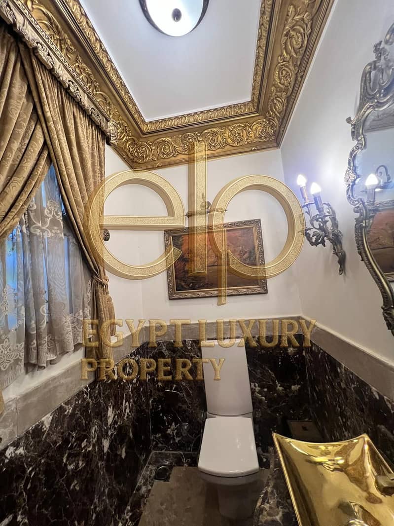 8 PHOTO-2025-11-12-18-54-39 (4). jpg