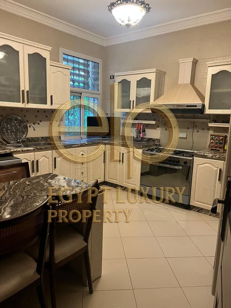 9 PHOTO-2025-11-12-18-54-41. jpg