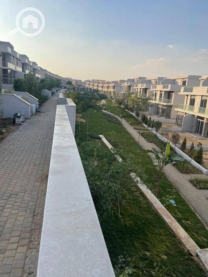 5 585306670_122280543698026208_4388613773573530937_n. jpg