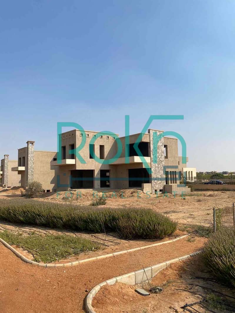 2 db2d7785-068e-4602-9da4-b432acd2c5f9. jpg