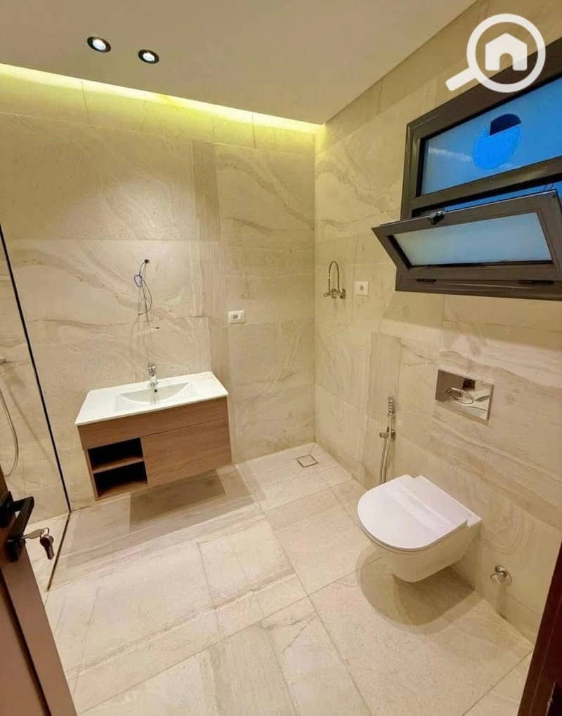 8 578352112_1607332277343426_7546186212313667496_n. jpg