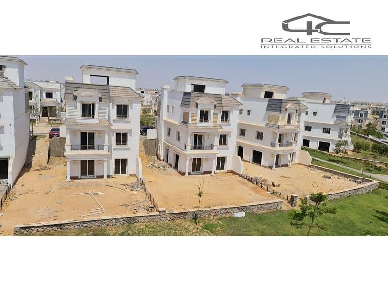 10 cf190391-a783-40cb-9a18-420d50462577. jpg