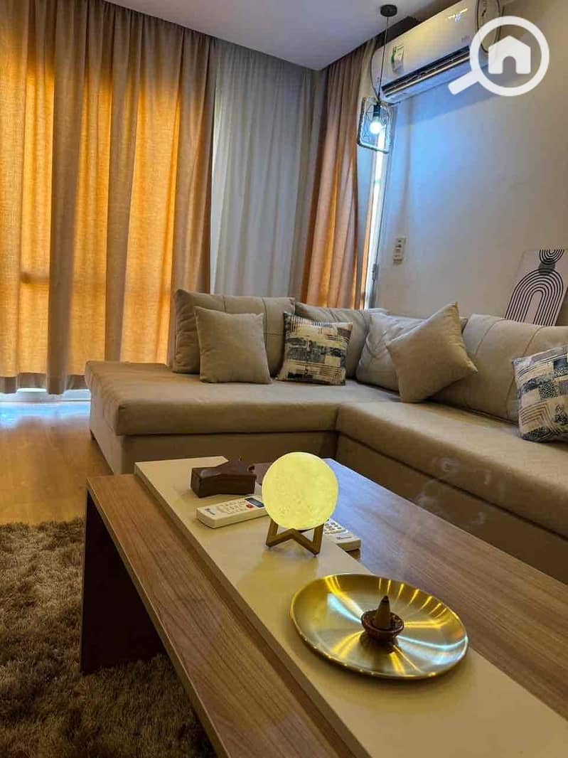 4 c928007e-129a-4b10-879e-86507de07ac7. jpg