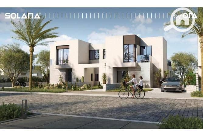 12 4877649-e8cc0o. jpg