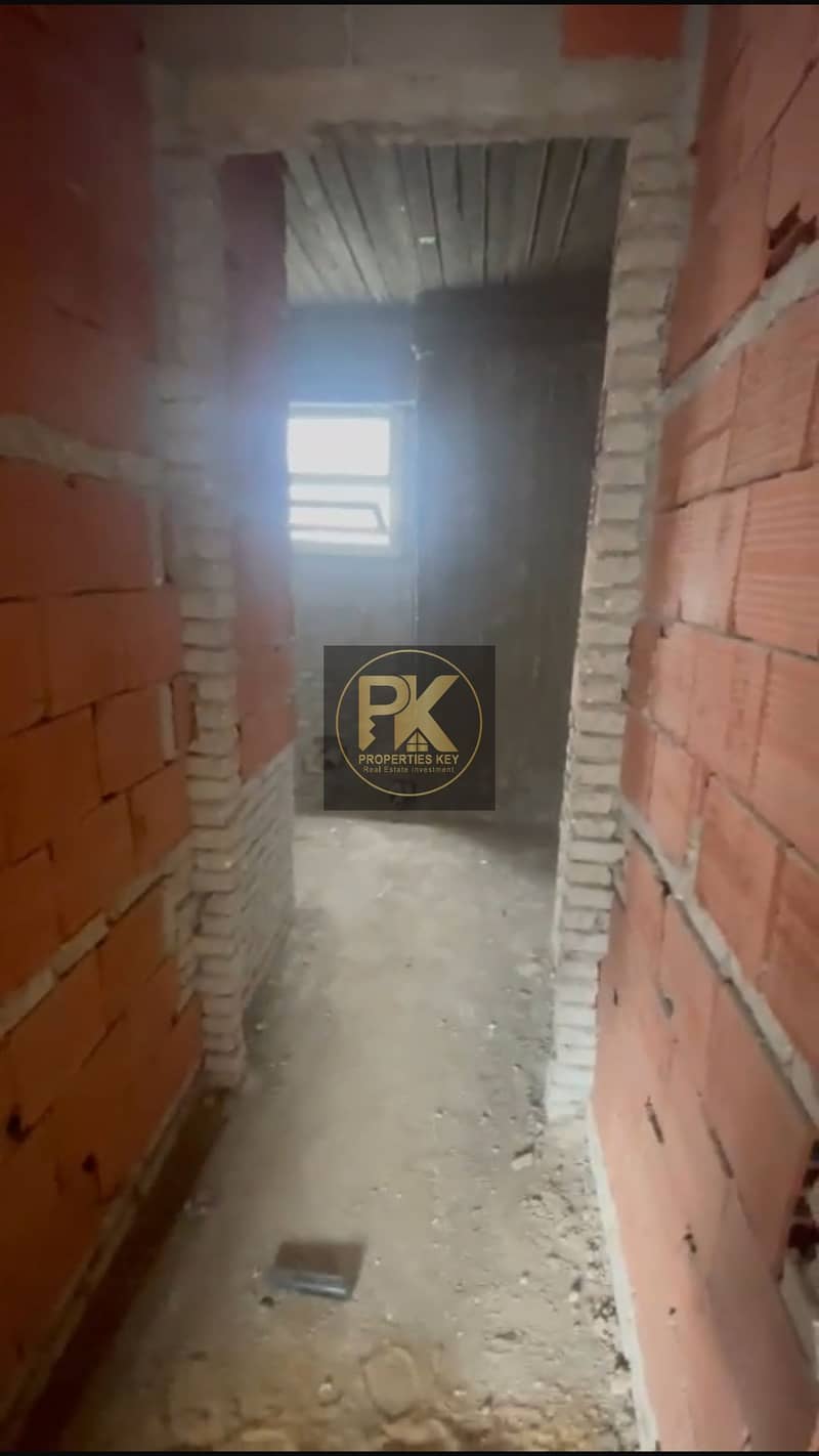 9 302F0547-3992-4076-80F4-5F3DCC1888F3. png