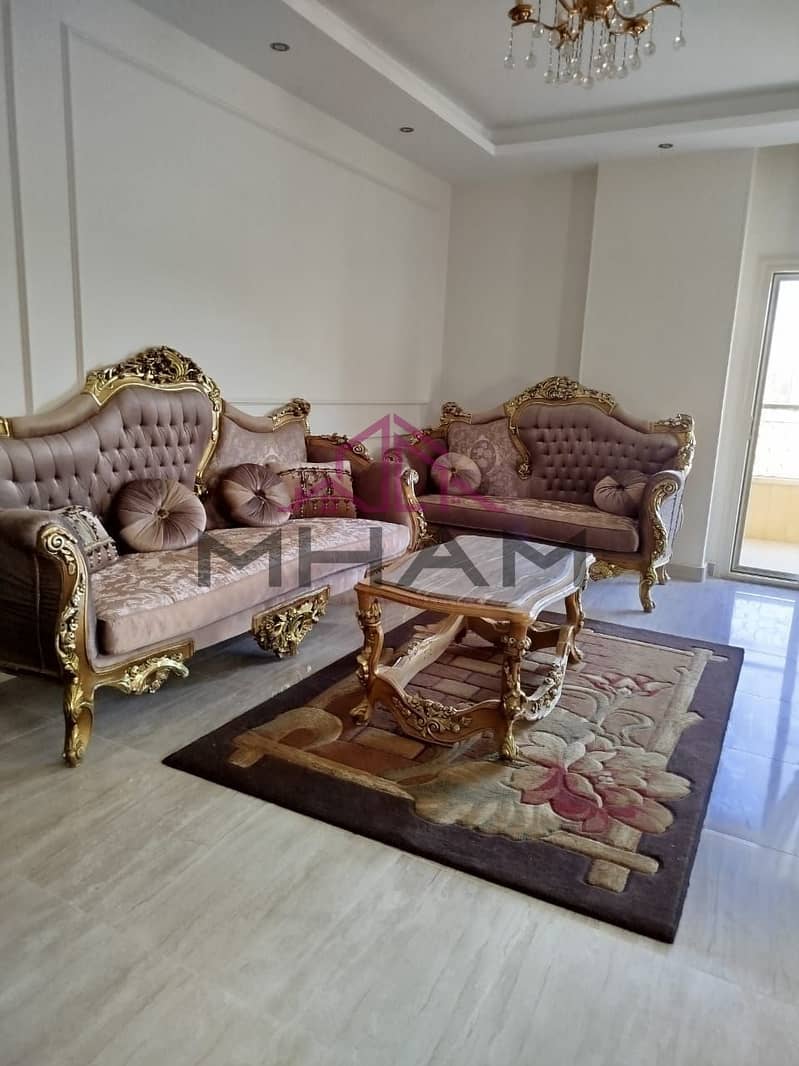 2 photo_5828000252940716856_y. jpg