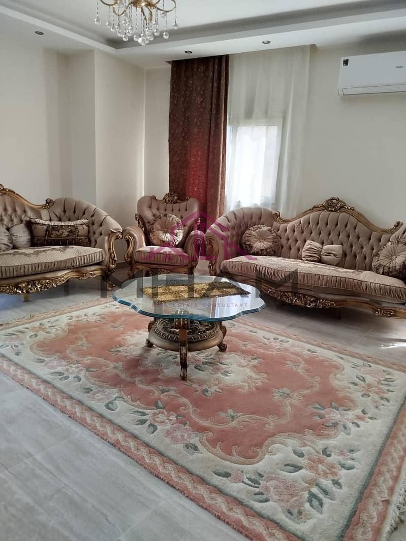 5 photo_5828000252940716855_y. jpg