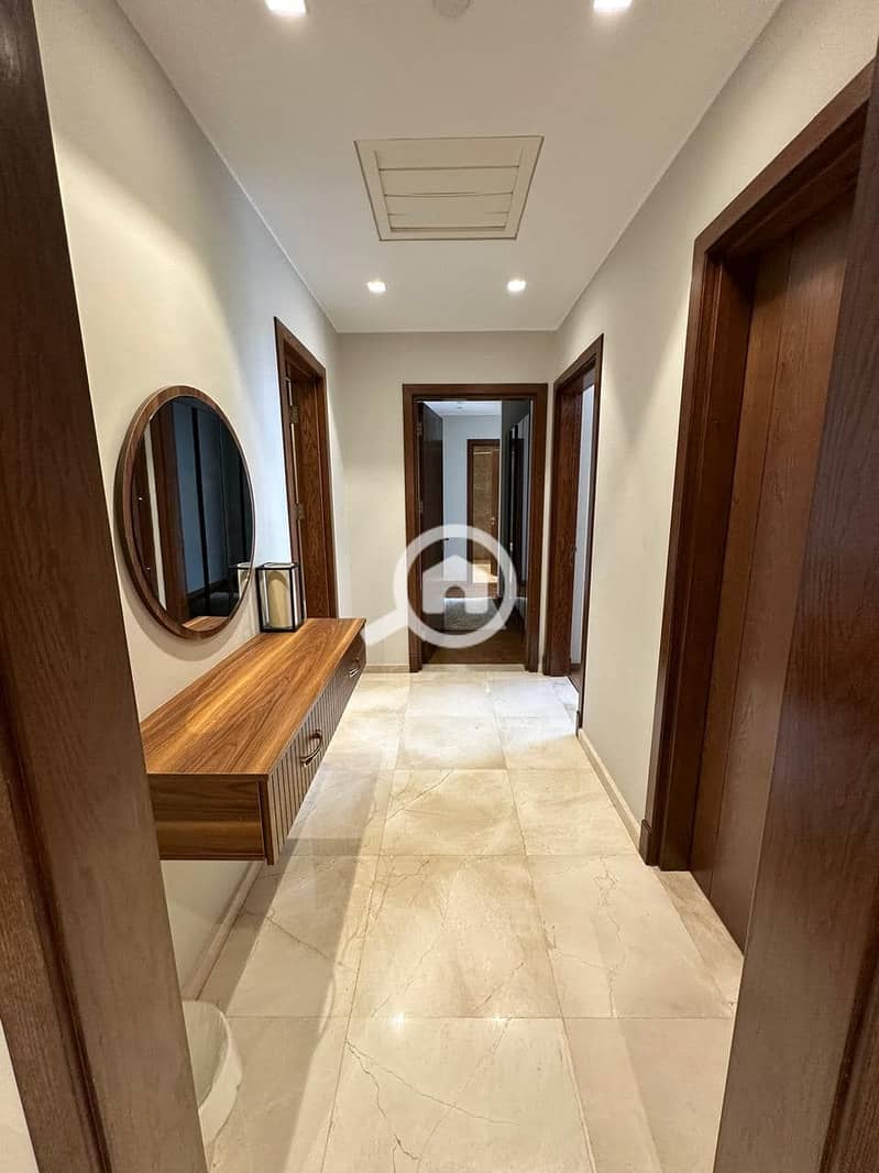 3 454256233_8028515463908687_5944661600744582572_n. jpg