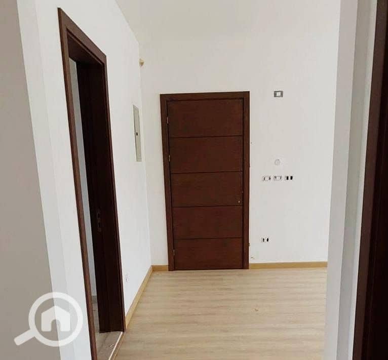 5 WhatsApp Image 2024-12-08 at 3.55. 32 PM. jpeg