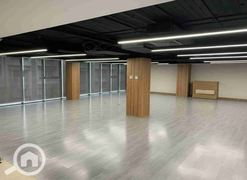 1000351511. jpg 1000351511. jpg