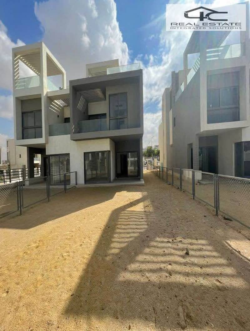 4 WhatsApp Image 2025-11-19 at 8.07. 16 AM. jpeg