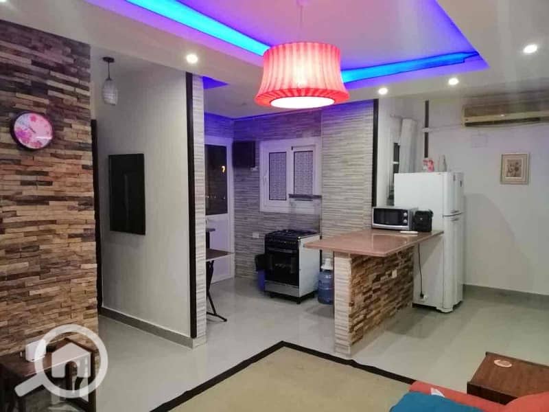 12 eaf5d6ef-53cc-4200-bb87-55b02bc4b807. jpg