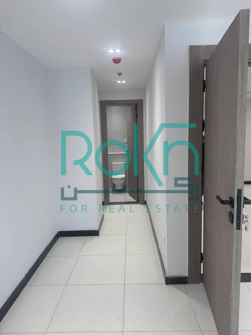 6 33b7da24-cf95-45f7-8196-9eee545f32bc. jpeg