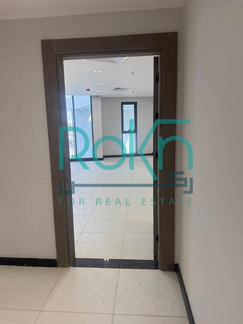 10 b78dc504-8608-483c-bccb-f9bb1428812b. jpeg