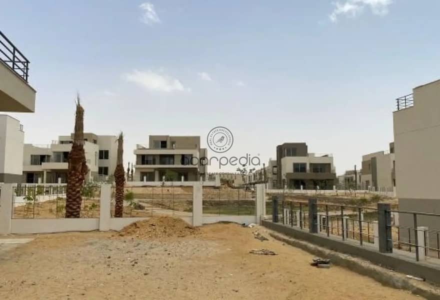 10 d5f4aadc-4833-47cc-bb47-107f08930130. jpg