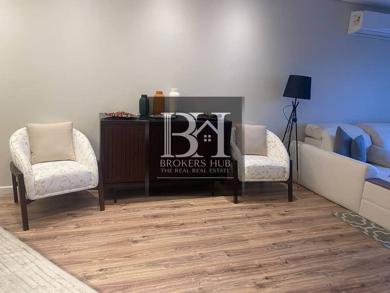 5 98714f56-ab4b-4521-82c4-cdb8b4893613. jpg