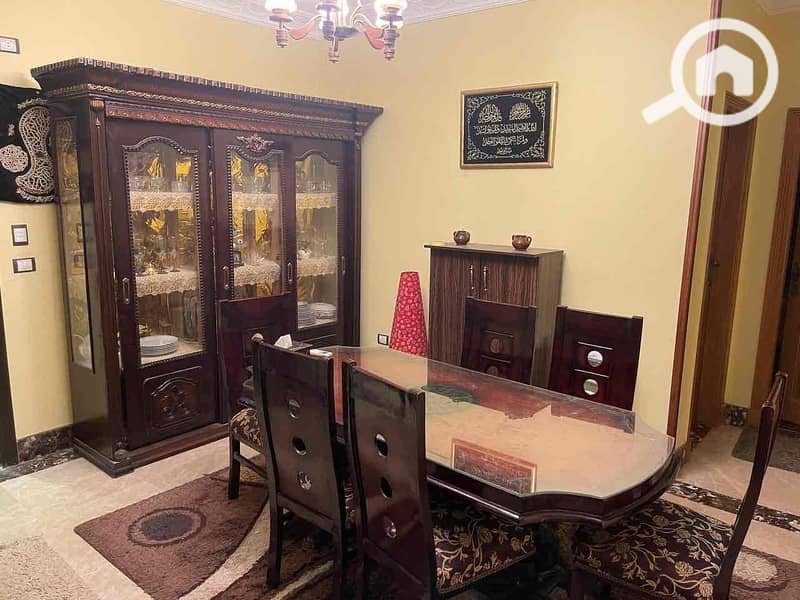 3 8042f2f4-e250-4e7e-9d54-4a1fb93d95ca. jpg