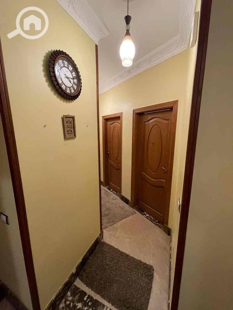 4 1b249956-04f9-4183-a55a-83b72e2a0d1b. jpg