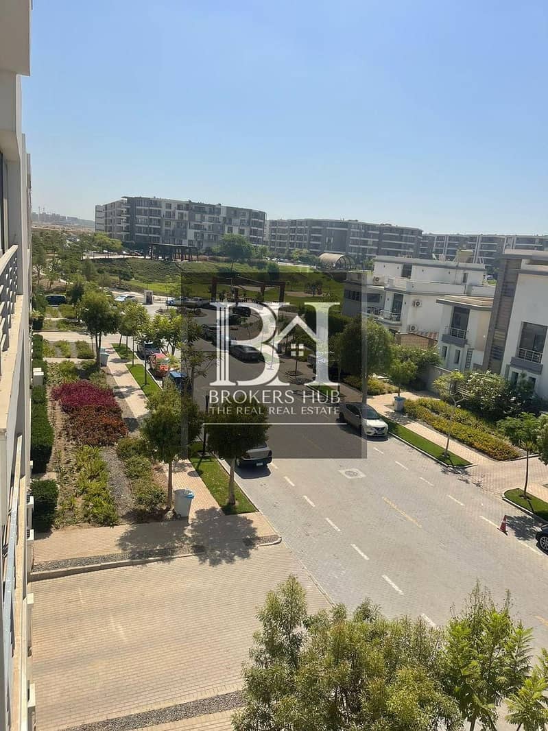 5 9f9081bb-1db2-46a3-8bea-cbded3232434. jpeg