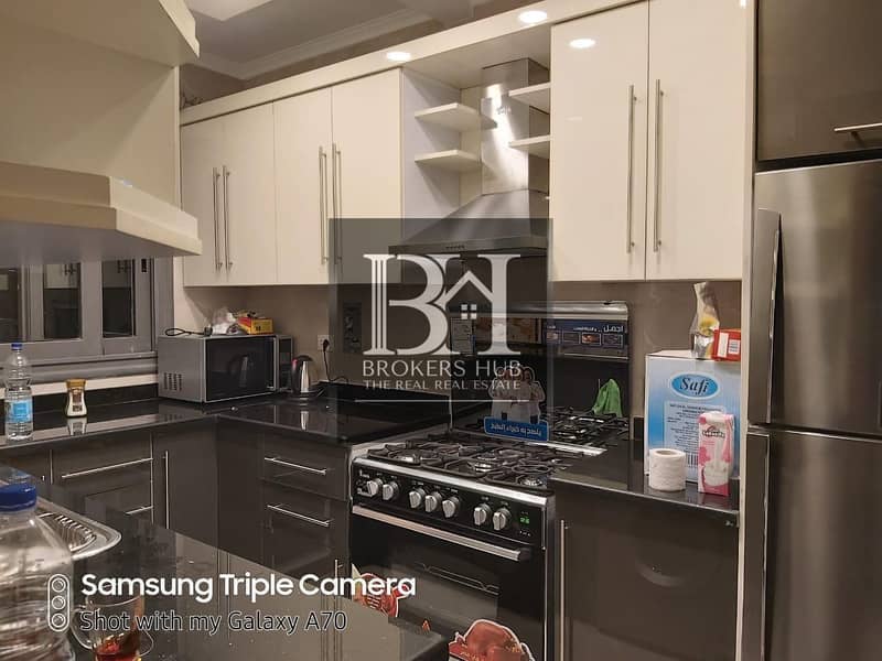 9 c3fccf26-50db-4103-baea-2b701c440ec4. jpeg