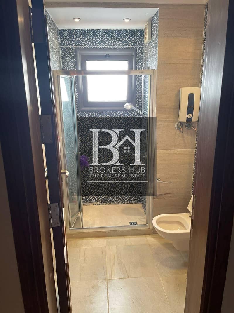 10 df7c9d1f-465c-4792-b100-c10218853389. jpeg