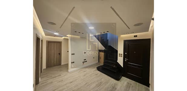 دوبلكس 3 غرف نوم للايجار في القاهرة الجديدة، القاهرة - WhatsApp Image 2025-11-08 at 2.08. 22 PM. jpg