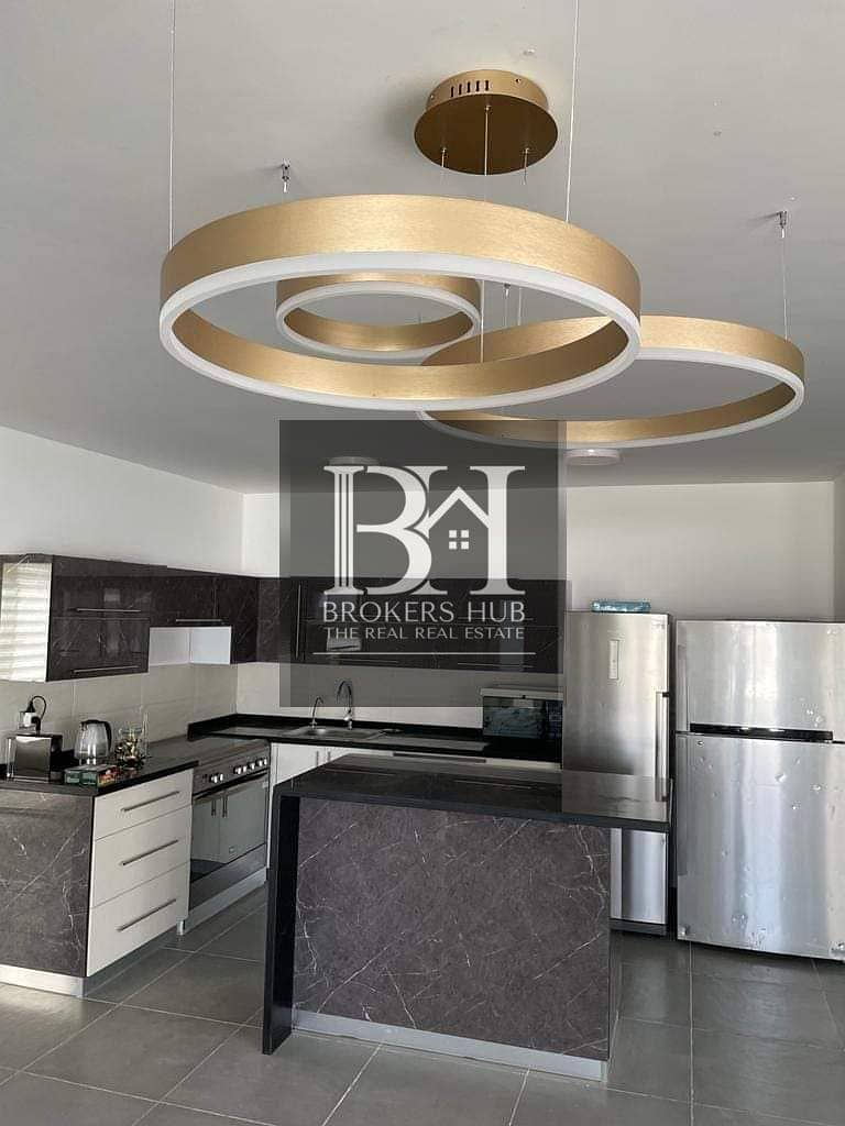 13 f2fee2fb-e808-4ffc-ac9f-e20359787ff1. jpeg