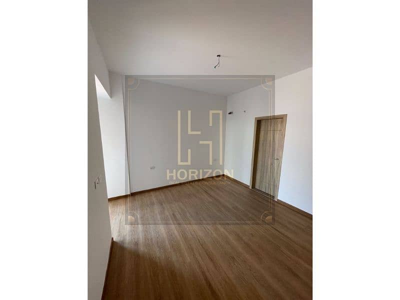 4 WhatsApp Image 2025-11-19 at 4.17. 25 PM (1). jpg