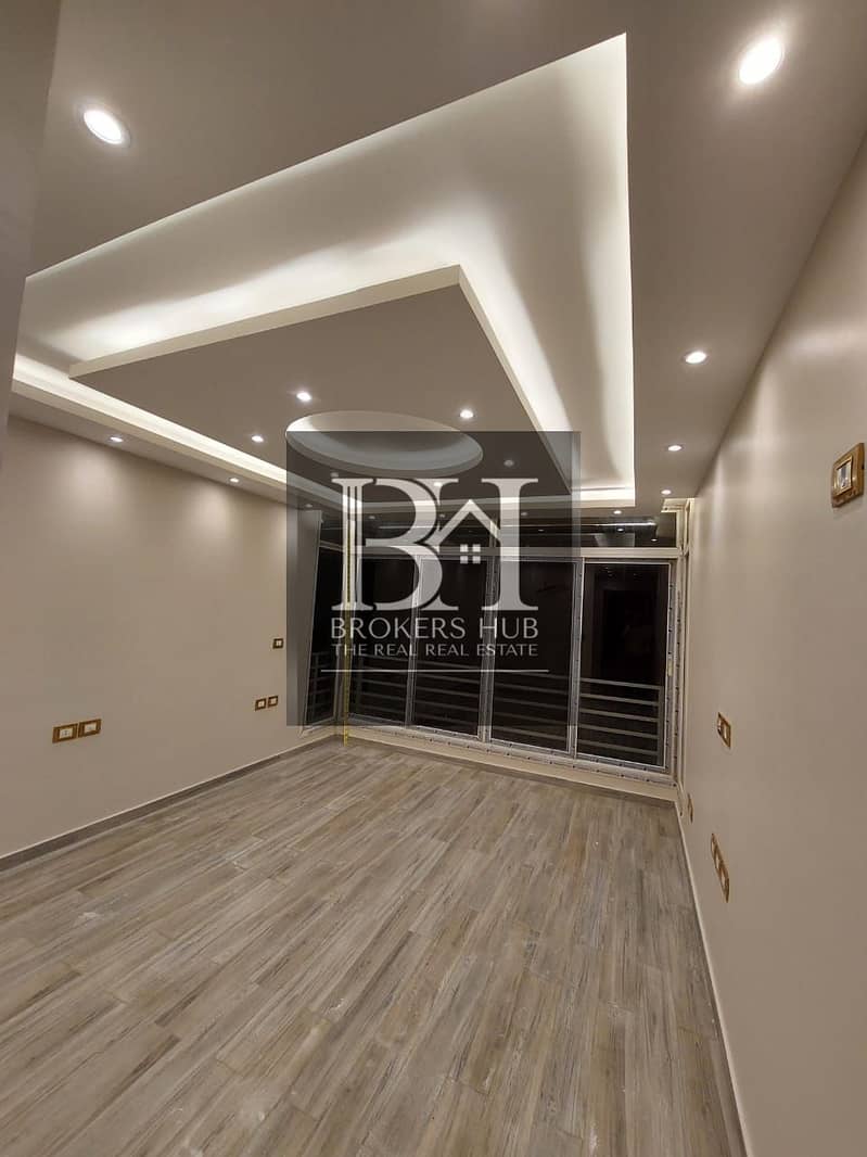 4 7c1d666f-b219-4775-80e0-9855ee3db680. jpeg