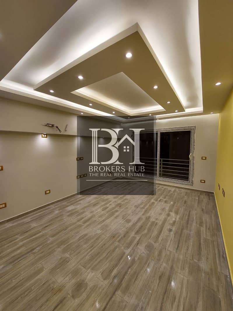 7 208b5dfe-d5d3-43c9-9147-b52728aa6d6c. jpeg