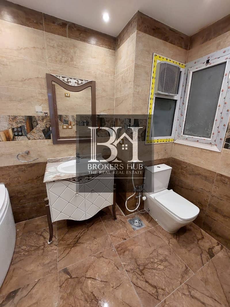 11 5145851f-b5ee-42e3-93b5-04d3b007cf49. jpeg