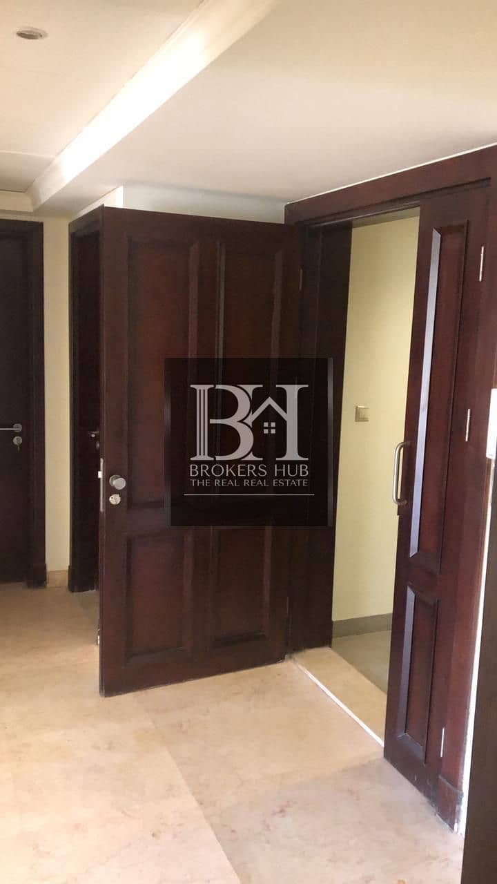 11 bbbc441d-a669-4759-b1ad-d6484db0b3aa. jpeg