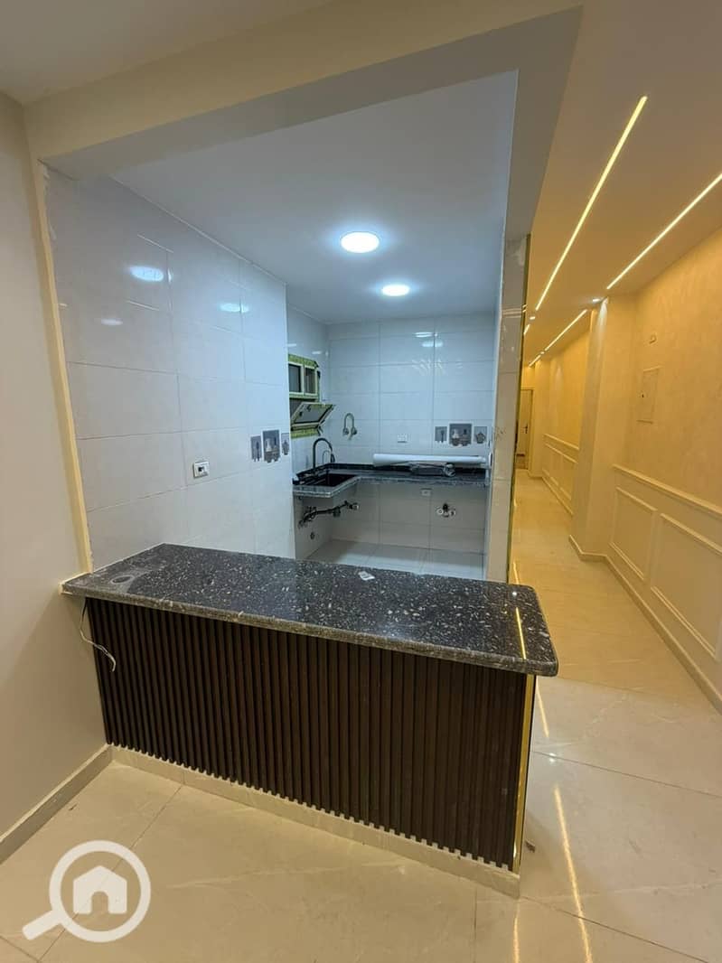 4 4d35a1be-b780-400a-ab23-d2355a885f0a. jpg