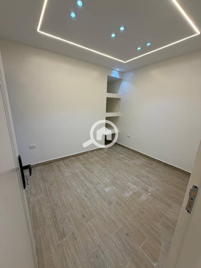 6 70dce98c-c005-4791-8792-165f2794387f. jpg