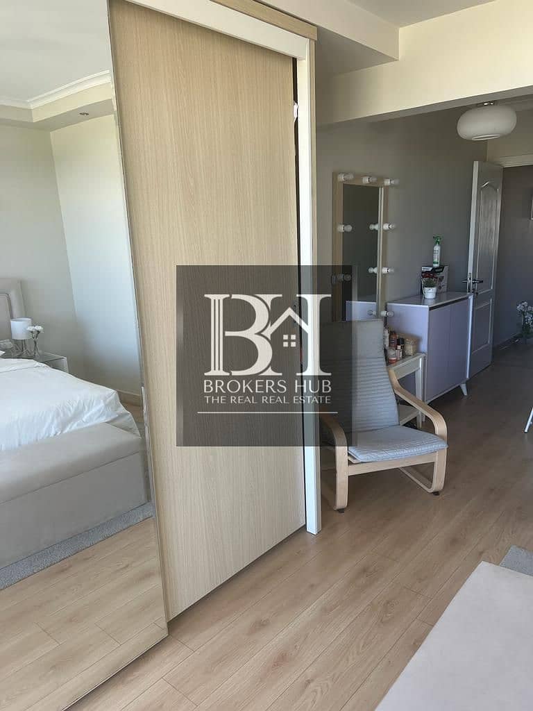 6 797c0365-1c2e-4459-95e7-d8520303a8d8. jpeg