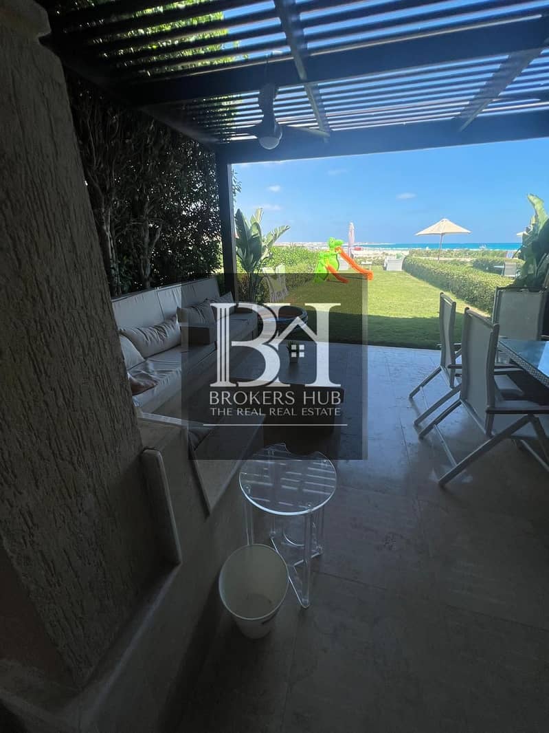 11 e779377d-fc7b-42d3-bd53-c7c2095e7515. jpeg