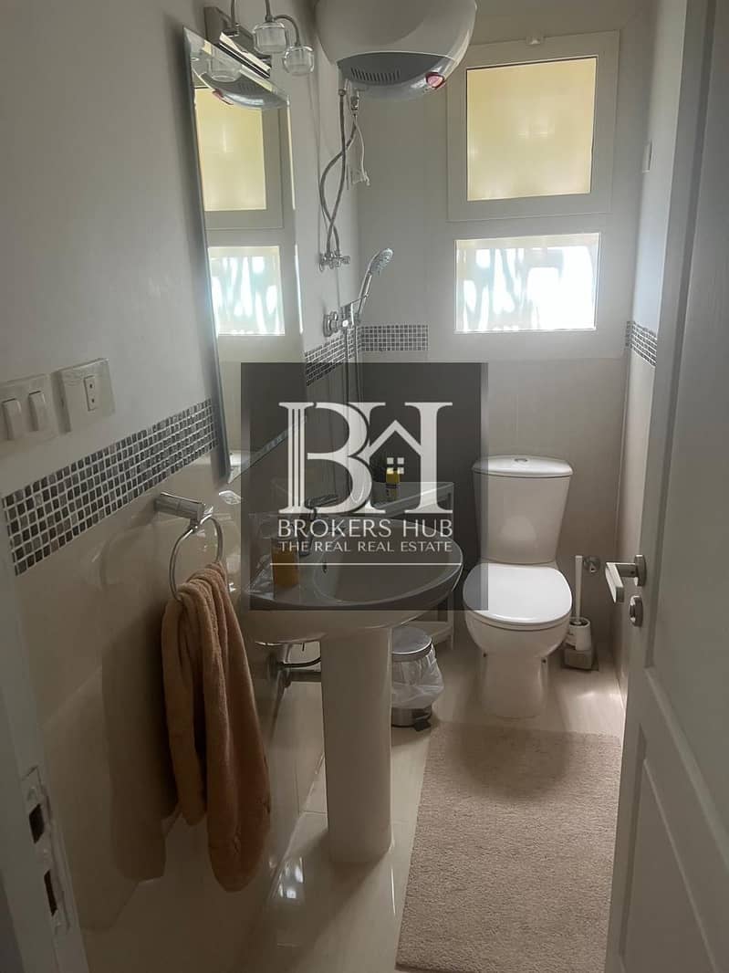 12 eb666154-0c6c-4832-8450-2938aaff77a9. jpeg