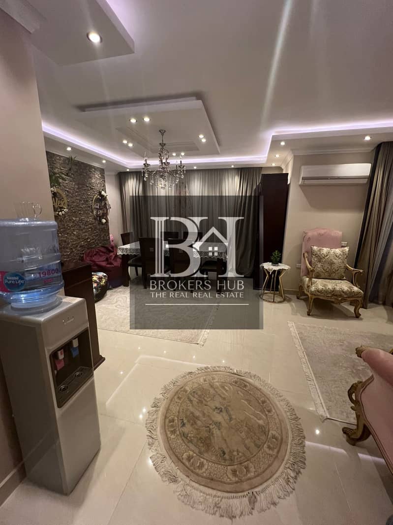 10 ec93e010-fd4f-4bdf-b96f-98f7c05bb027. jpeg