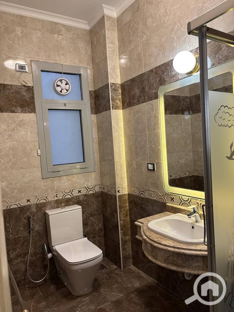 8 fd6cc489-4231-4793-bf9b-3b34ad69d0a7. jpeg