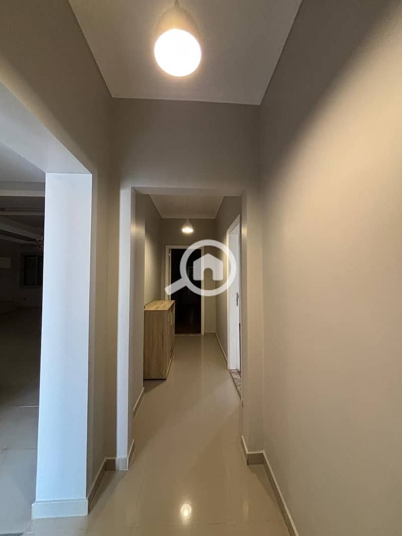 9 be0648b2-ade0-4b7e-99ea-ee2dc935e23d. jpeg