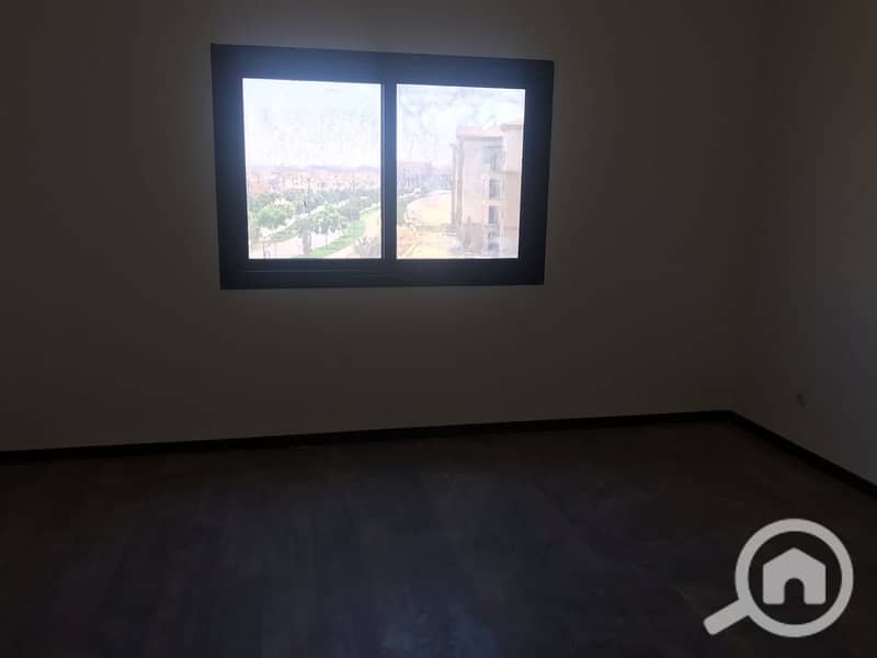 8 87923374-1589-4fcb-94a5-fd8f34a3008a. jpeg