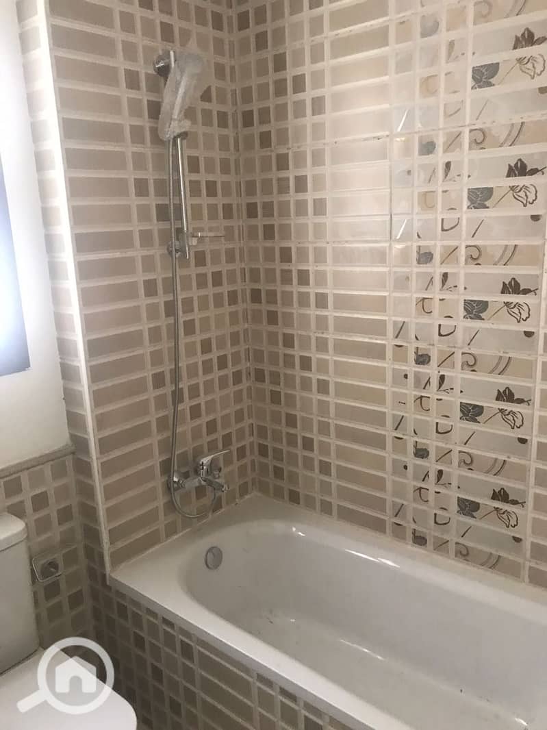 11 1f3ac375-ab30-4106-89a5-201b3382c456. jpeg