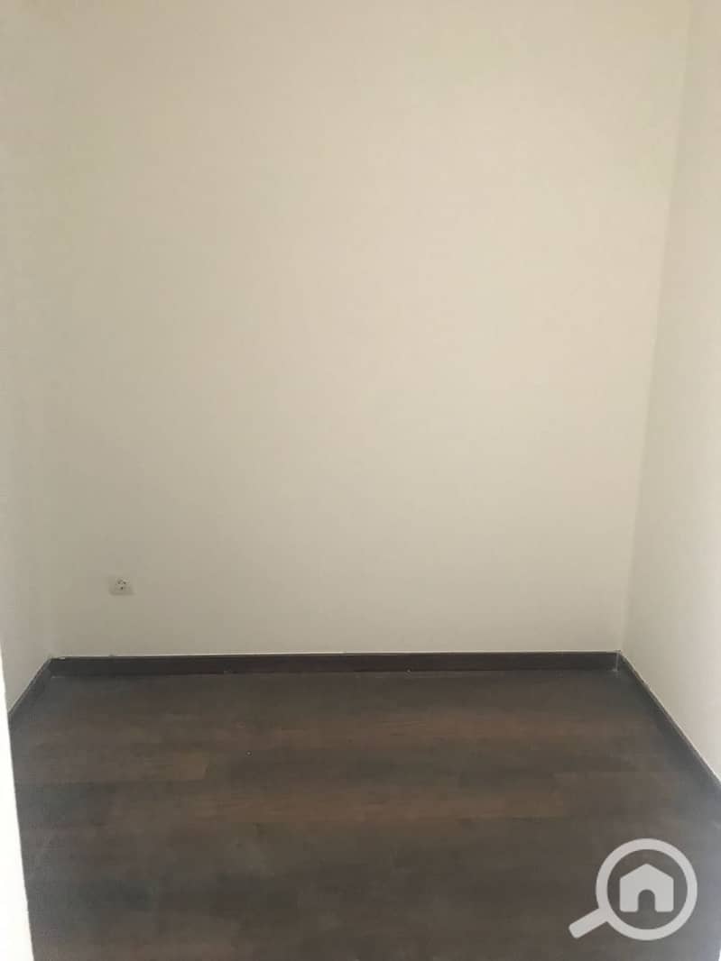 16 d60b60f9-46b2-45b3-b56b-82455e6bd098. jpeg